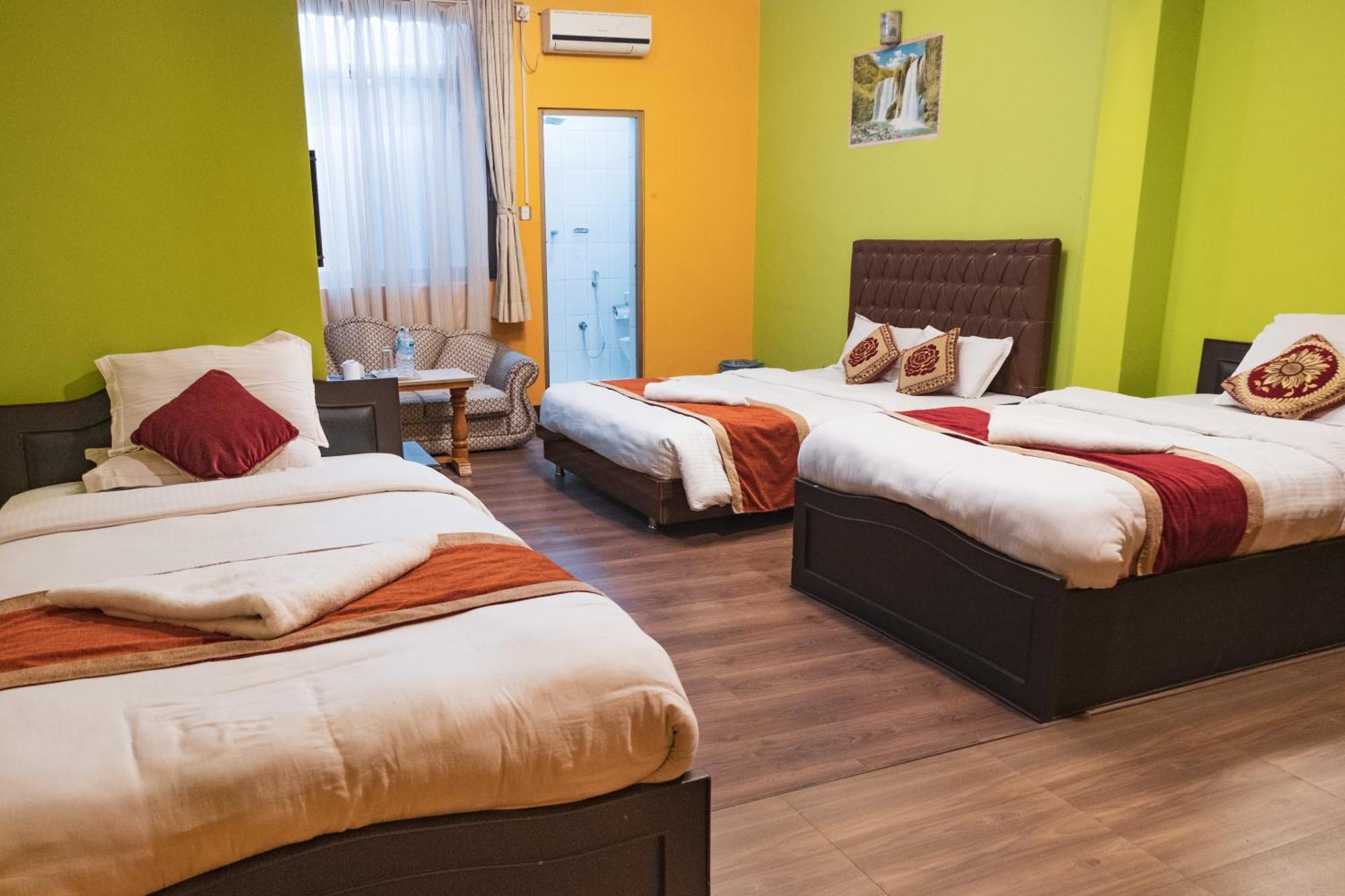 Hotel Nepalaya Катманду Екстер'єр фото